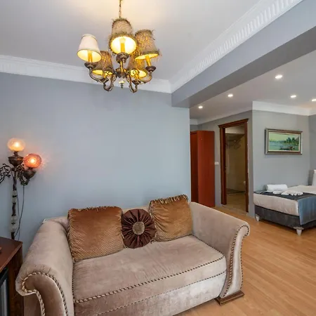 Antique Turquoise ホテル イスタンブール