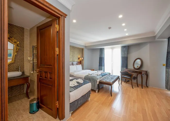 Antique Turquoise Istanbul