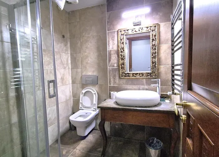 Hotel Antique Turquoise